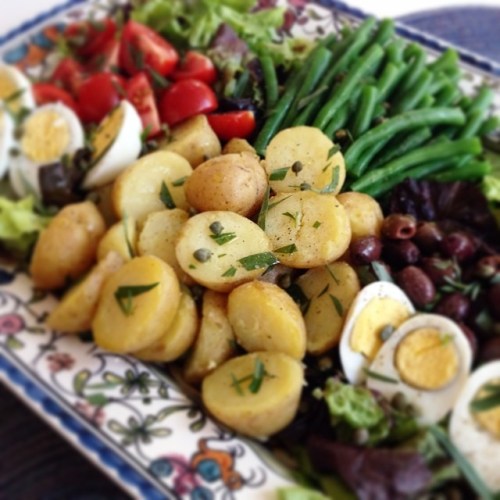 10370892_729723937080367_6943517670292380222_n